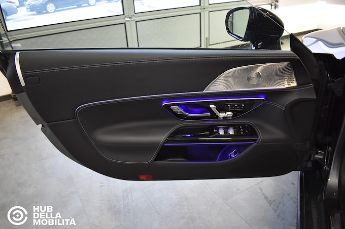 MERCEDES-BENZ SL 43 AMG Premium